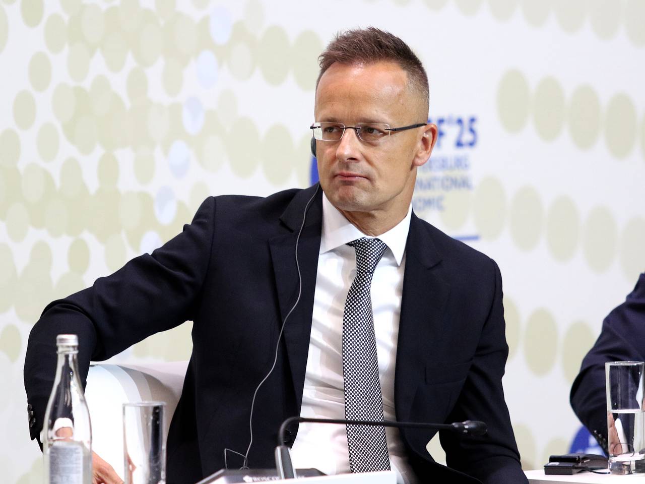 В Венгрии пожаловались на Украину и власти ЕС